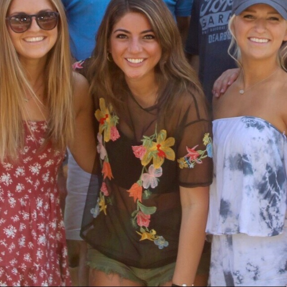 ZARA - mesh flower embroidered T-shirt SIZE SMALL - Picture 6 of 7